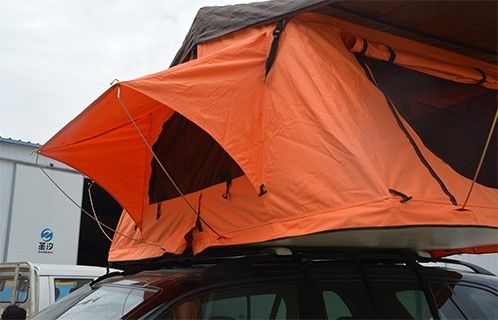 Camuflaje / estilo de tienda de campaña de campo para su próximo viaje de campamento