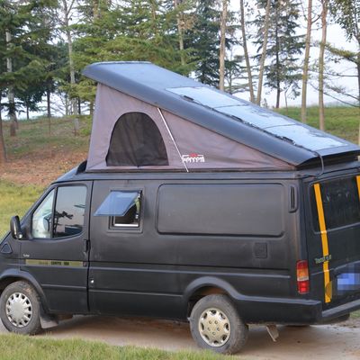 Techo de aluminio personalizado para camper van mejora su experiencia de camping