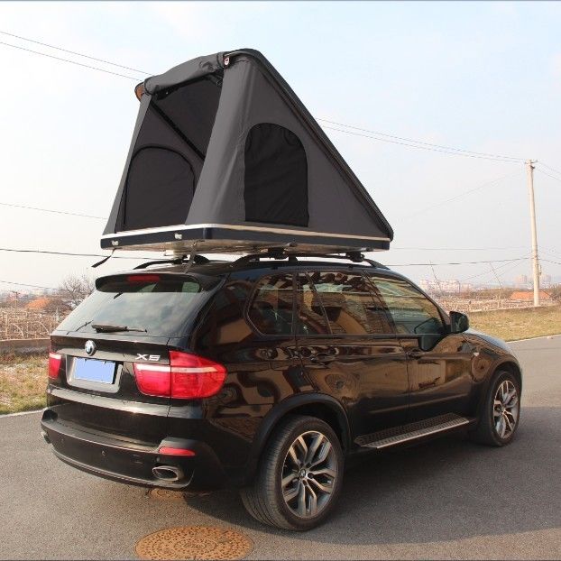 Una tienda de techo de un dormitorio de Corea con anexo Su perfecto compañero de viaje al aire libre