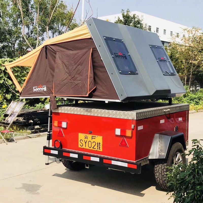 Campamento al aire libre Tienda de cuatro temporadas 55KG Tienda de techo de automóvil de cáscara dura para 5 personas que solicitan